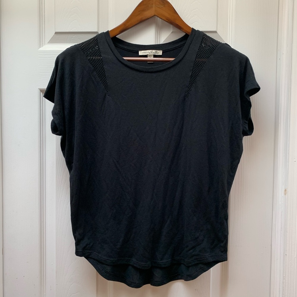 Express Mesh Shoulder Top